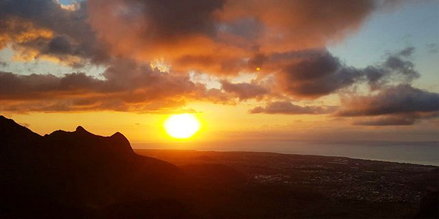 Sunset Hike at Le Pouce Mountain (5)